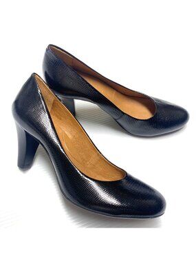 size 10 M womens Nurture Marjorrie textured black pumps heels Pristine! leather